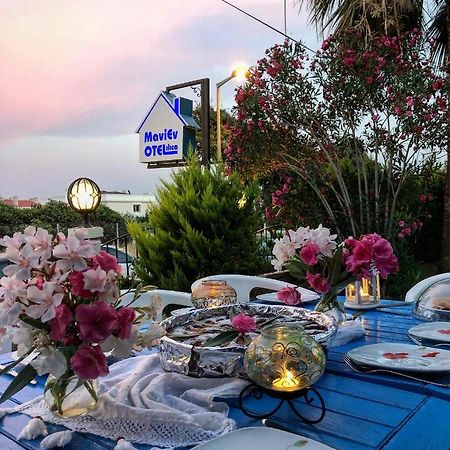 Maviev Otel Çeşme Buitenkant foto
