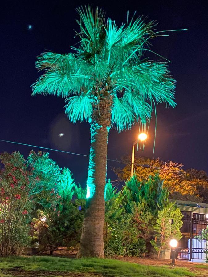 Maviev Otel Çeşme Buitenkant foto