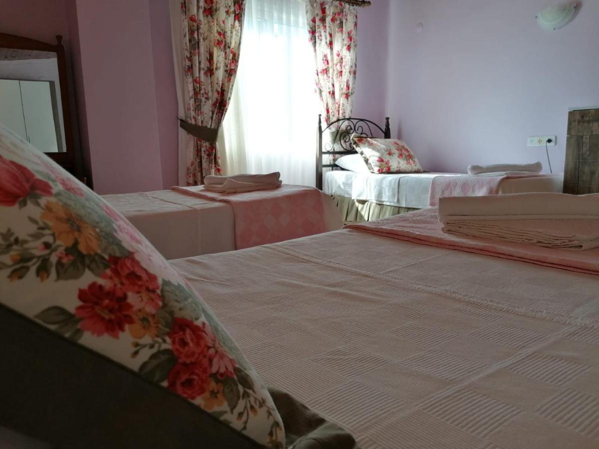 Maviev Otel Çeşme Buitenkant foto